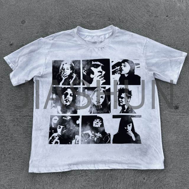 Custom Graphic T-Shirt · 220 gsm