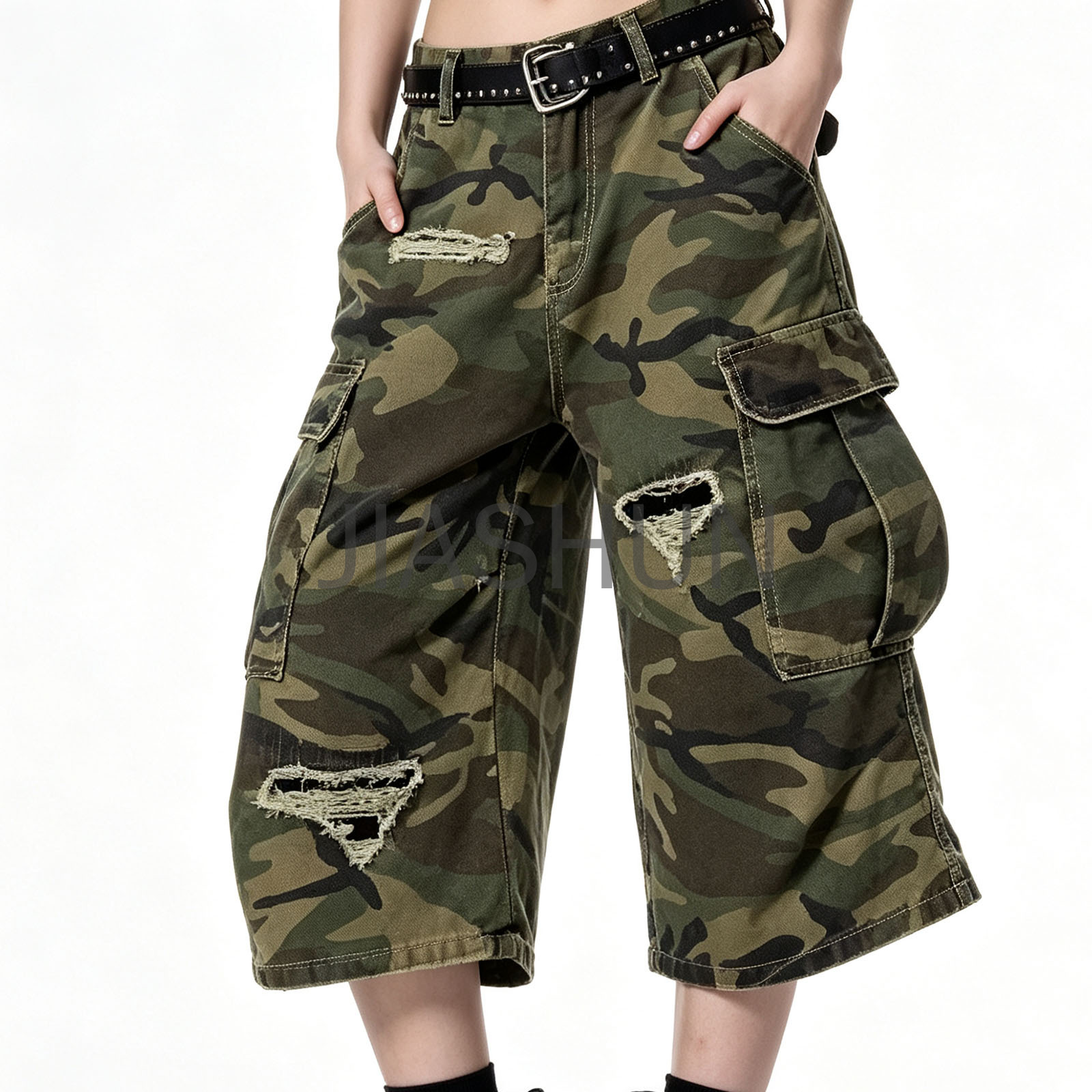 Vintage Ripped Camouflage Loose Cargo Capri Pants