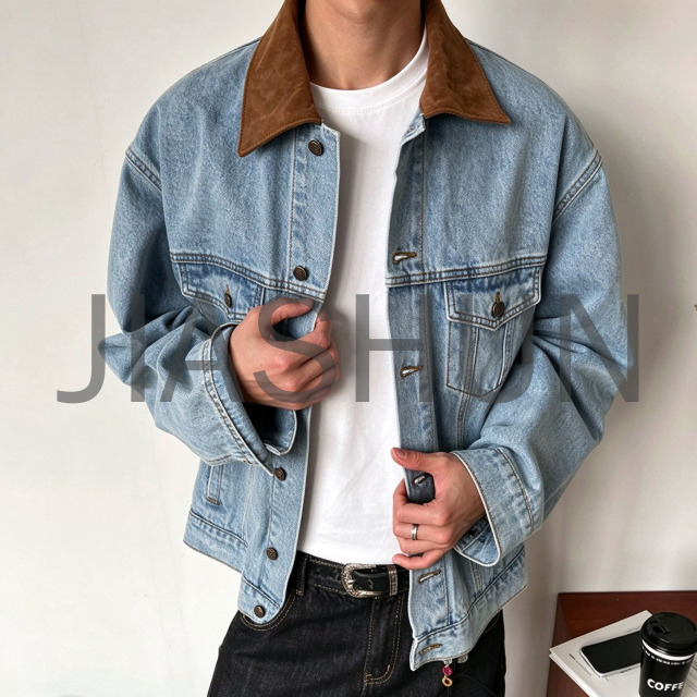 Vintage Light Wash Denim Jacket With Brown Collar